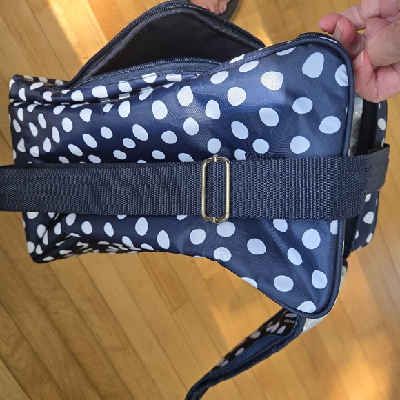 Thirty One Pack & Pour Insulated Picnic Bag Navy/White Polka Dots - Picture 7 of 7